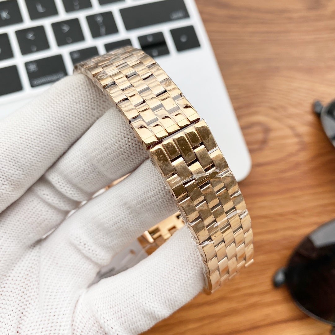 PANTHERE DE CARTIE ROSE GOLD DIAMOND BEZEL - Image 8