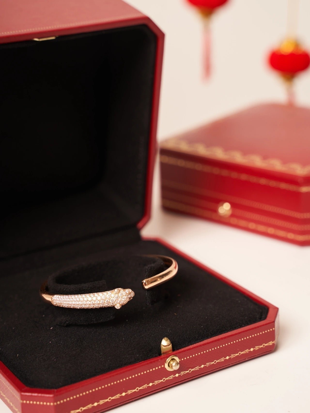 PANTHERE PINK GOLD DIAMOND OPEN BRACELET - Image 5