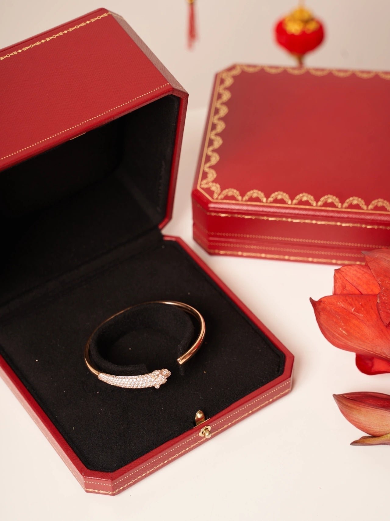 PANTHERE PINK GOLD DIAMOND OPEN BRACELET - Image 6