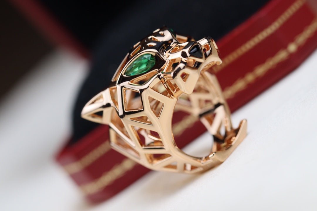 PANTHERE 31MM RING ONYX AND TSAVORITE GARNETS - Image 6