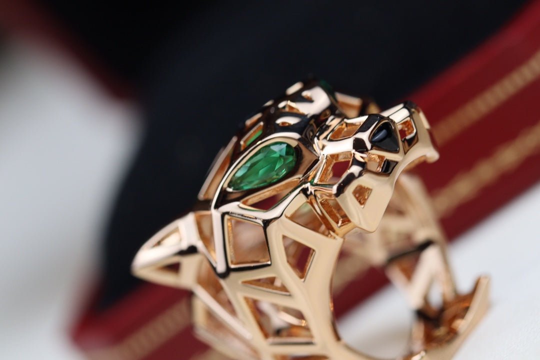 PANTHERE 31MM RING ONYX AND TSAVORITE GARNETS - Image 7