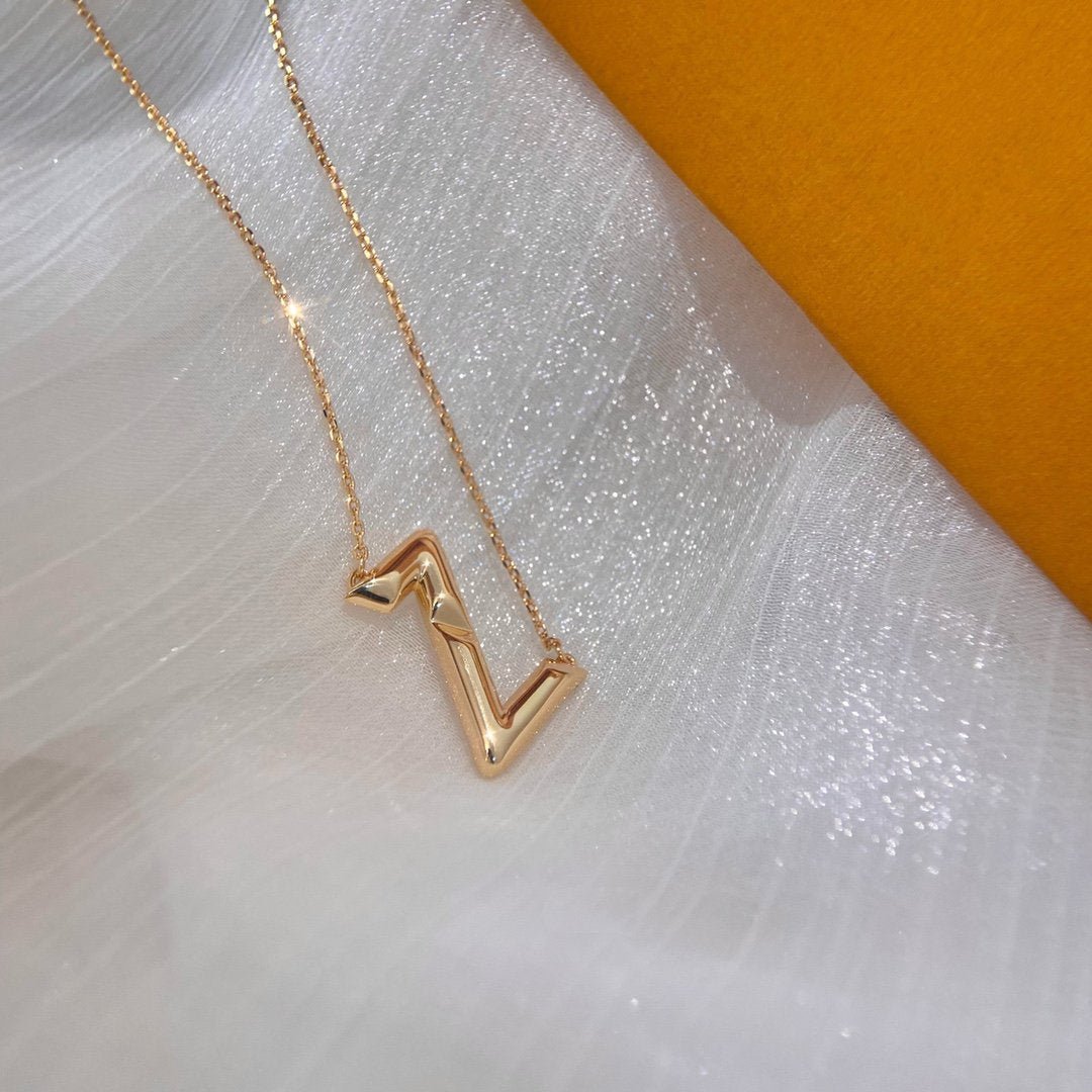 VOLTE UPSIDE DOWN NECKLACE - Image 6