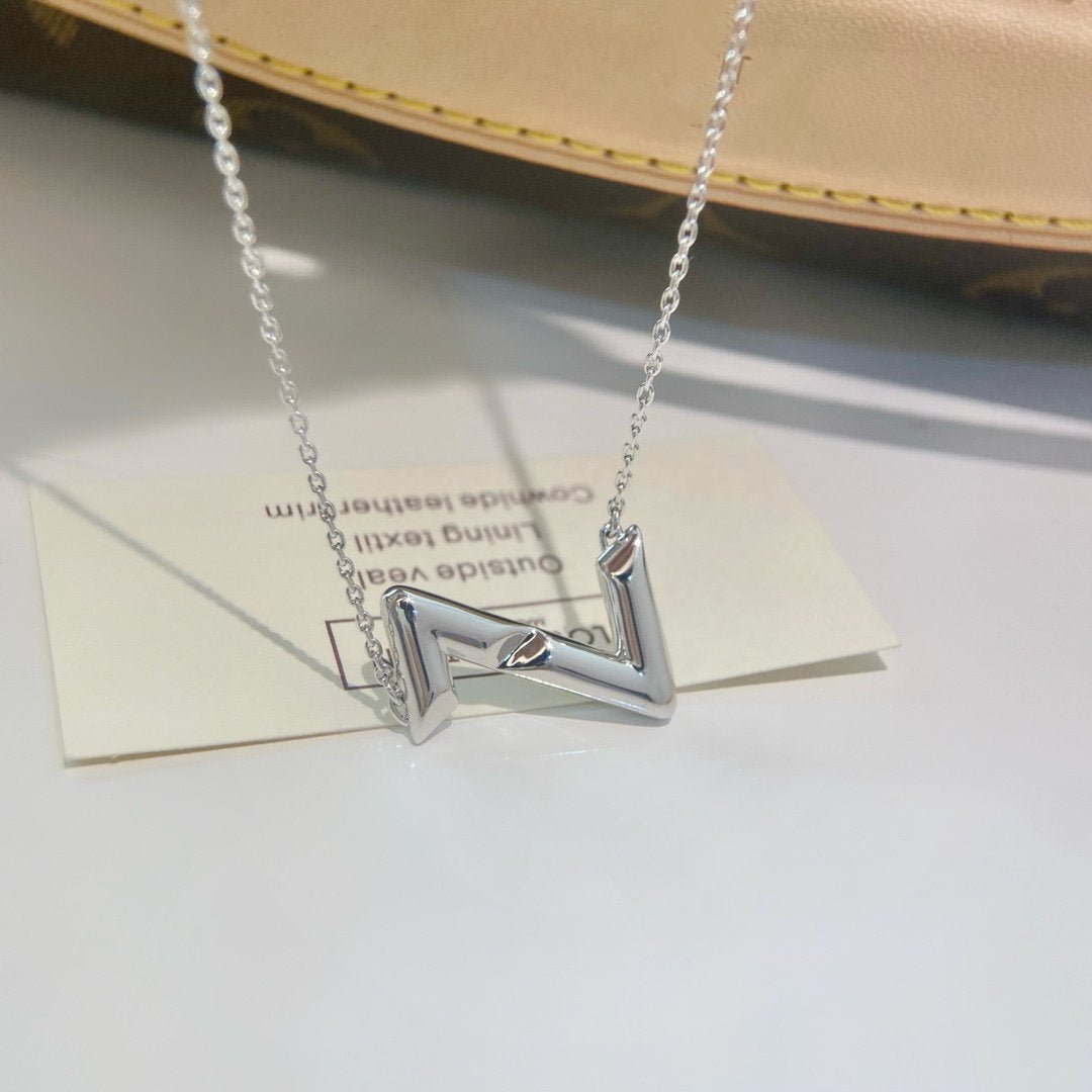 VOLTE UPSIDE DOWN NECKLACE - Image 8
