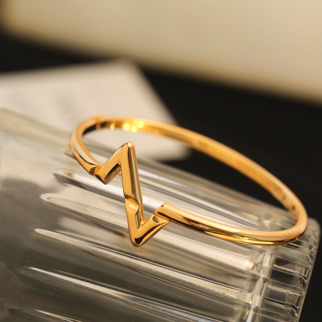 VOLTE UPSITE DOWN BRACELET - Image 2