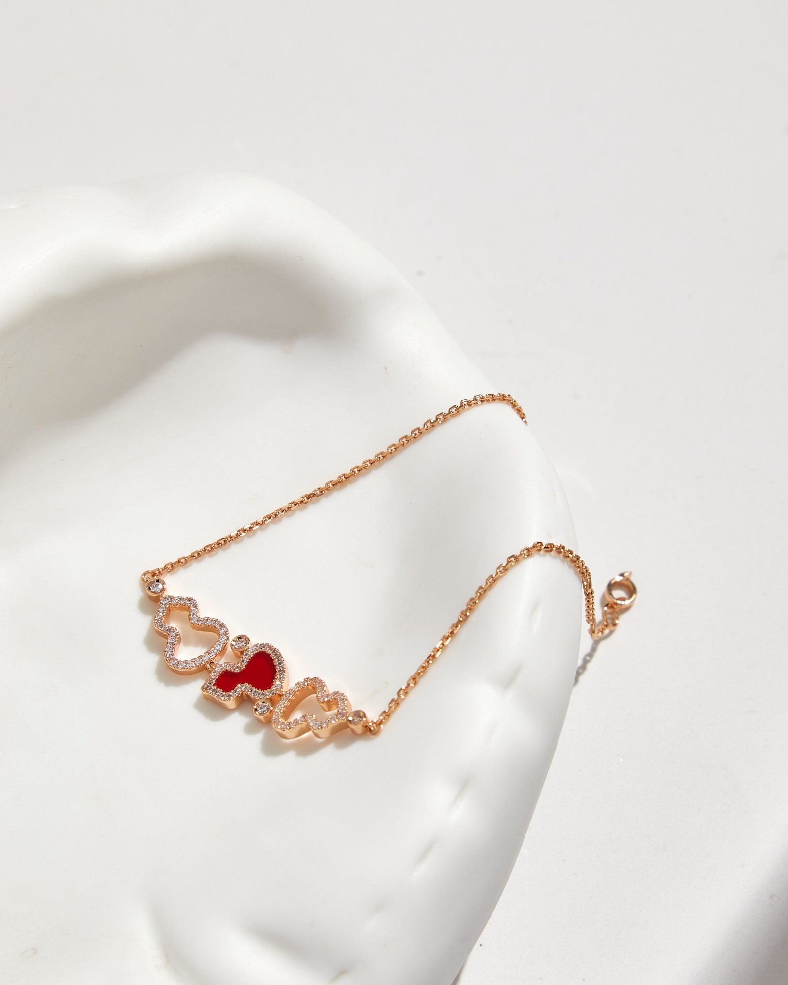 WULU DIAMOND 3 MOTIF PINK GOLD BRACELET - Image 6