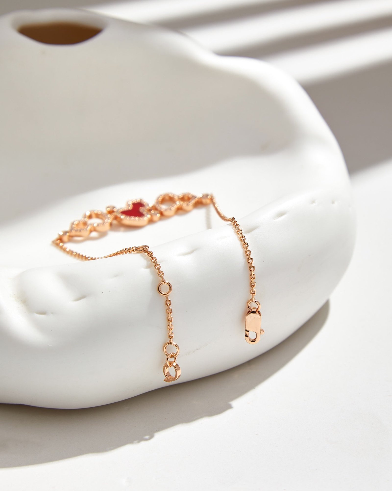 WULU DIAMOND 3 MOTIF PINK GOLD BRACELET - Image 8