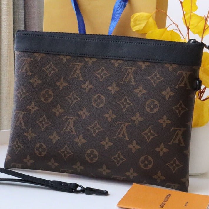 POCHETTE TO GO 30 MONOGRAM CANVAS - Image 2
