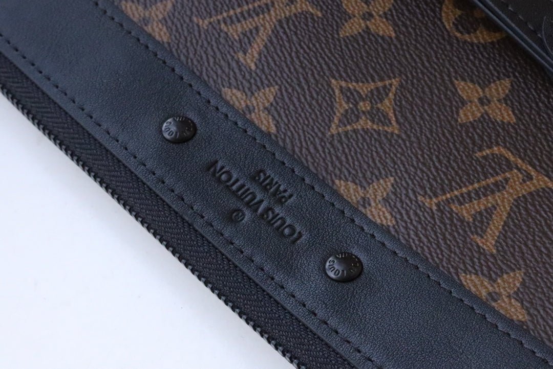 POCHETTE TO GO 30 MONOGRAM CANVAS - Image 4