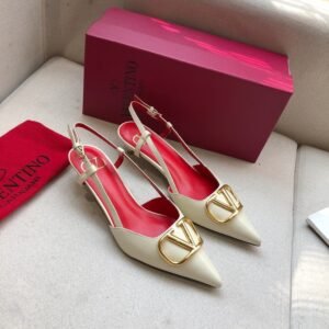 VLOGO SIGNATURE WHITE CREAM CALFSKIN HIGH SLINGBACK PUMP 4 CM