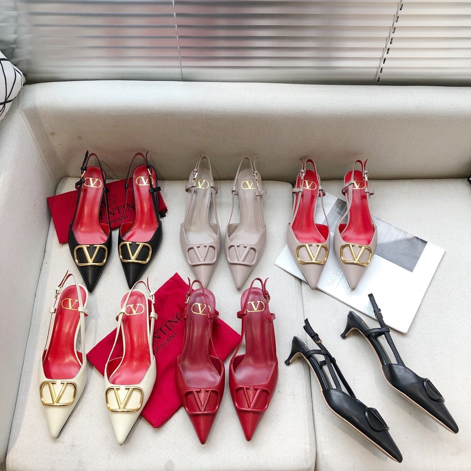 VLOGO SIGNATURE PALE PINK CALFSKIN HIGH SLINGBACK PUMP 4 CM - Image 9