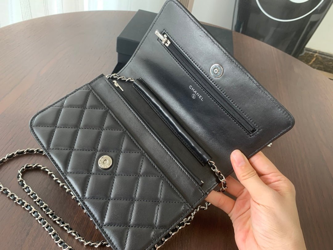 WOC 19CM BLACK LAMBSKIN SILVER HARDWARE - Image 6