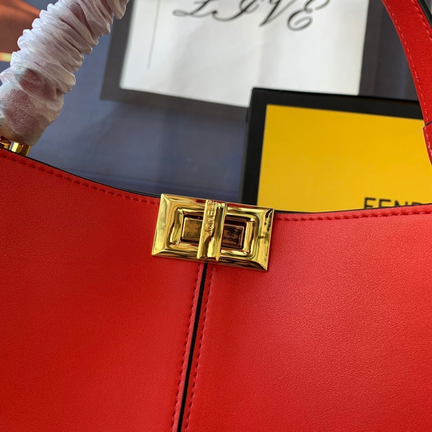Peekaboo X-lite medium 30cm Bag red lambskin gold hardware - Image 5