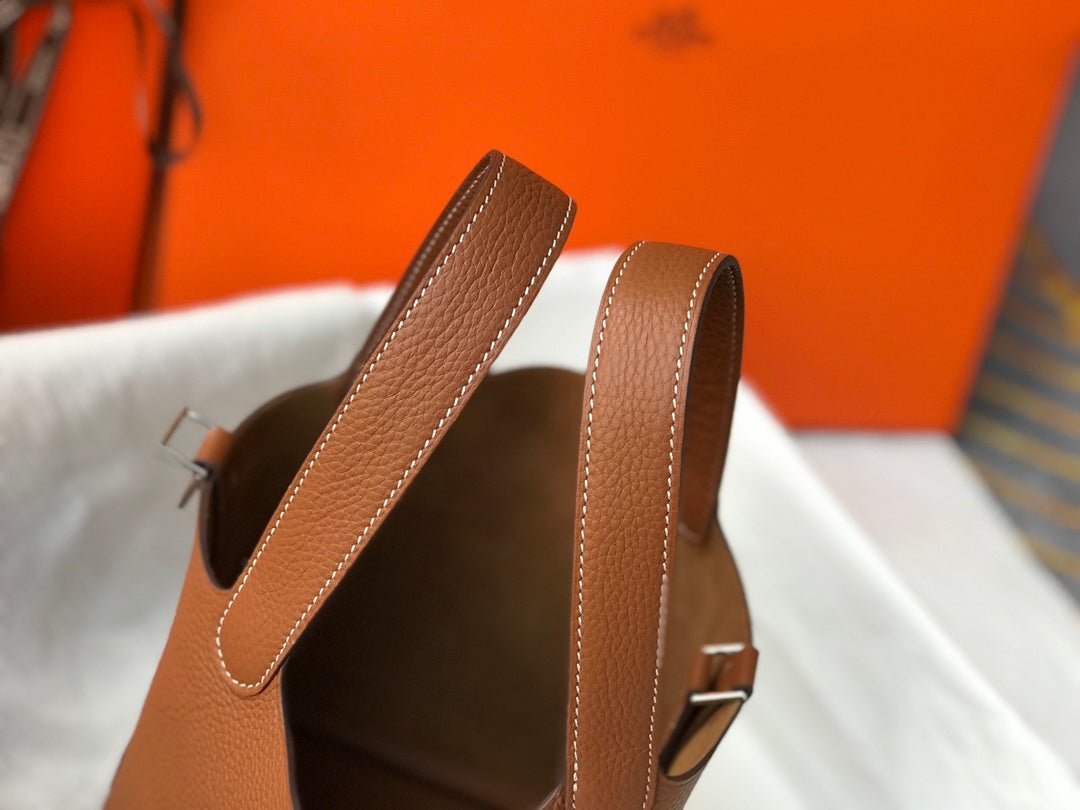 picotin lock 18 gold togo shw - Image 6