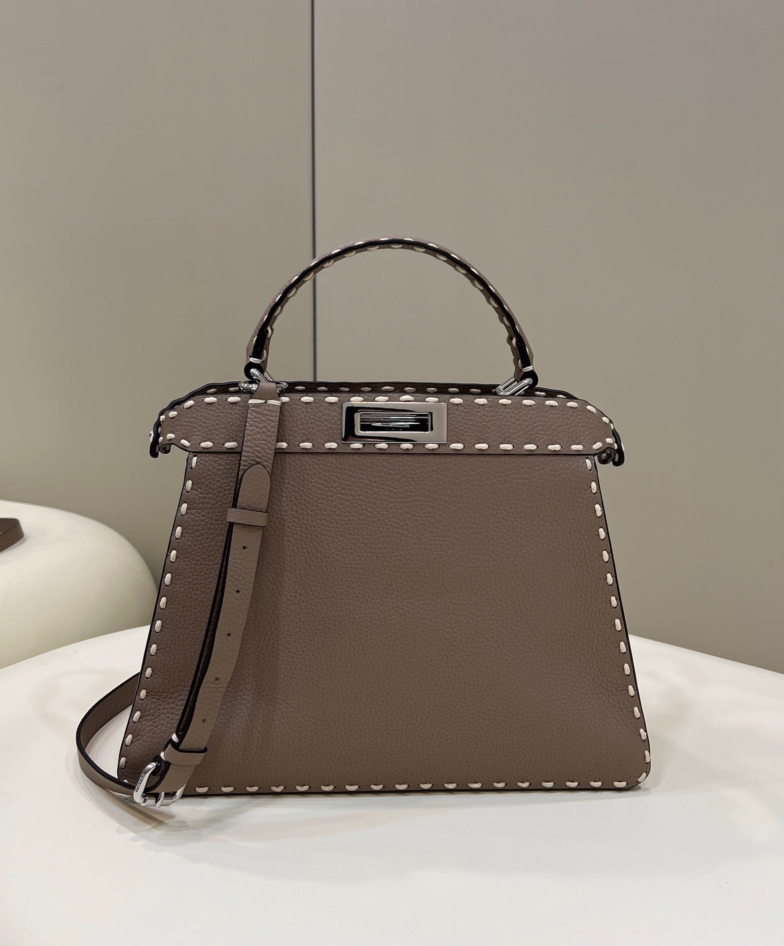 PEEKABOO ISEEU 33 IN TOBACCO BROWN GRAINED CALFSKIN SILVER HARDWARE - Image 5