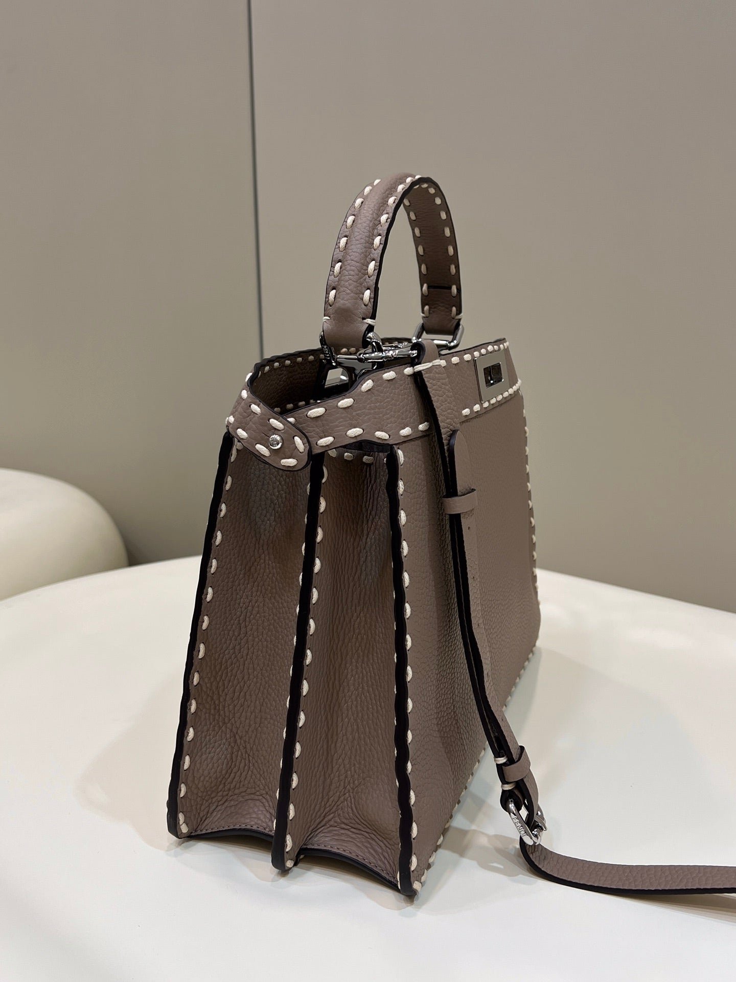 PEEKABOO ISEEU 33 IN TOBACCO BROWN GRAINED CALFSKIN SILVER HARDWARE - Image 8