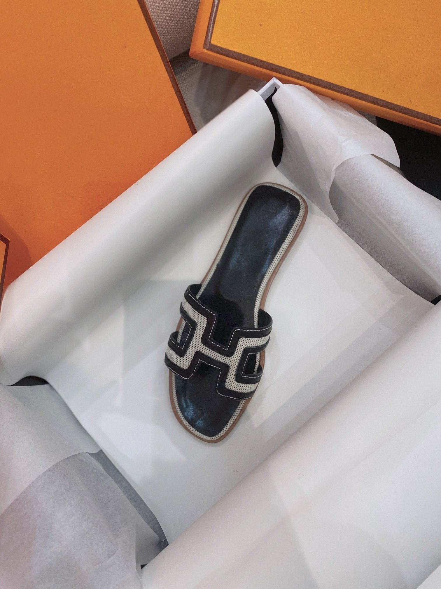 Oran Sandal Black Leather - Image 5