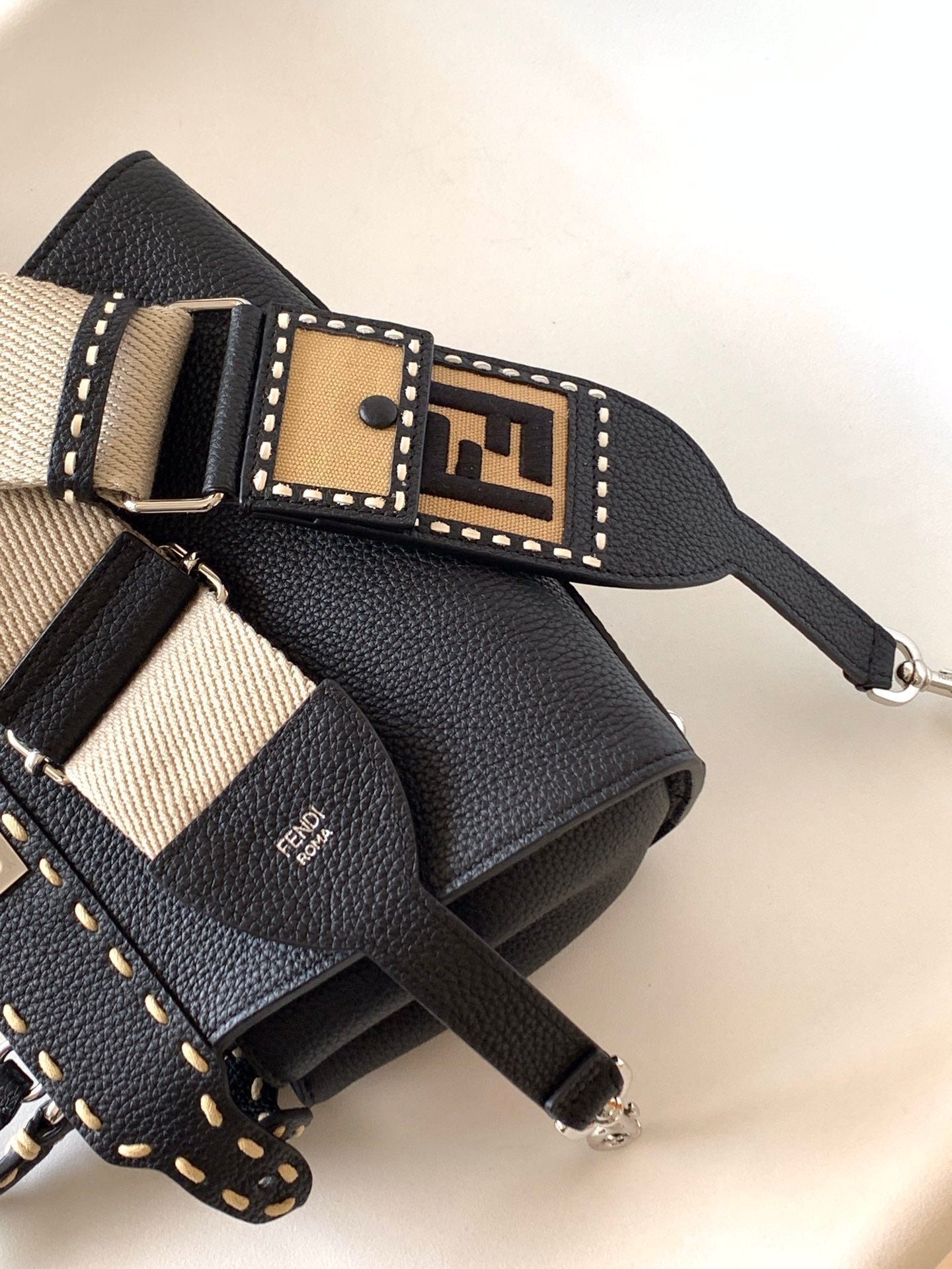 Peekaboo Mini Selleria Bag 23cm black leather shw with 220 hand-sewn stitches - Image 8