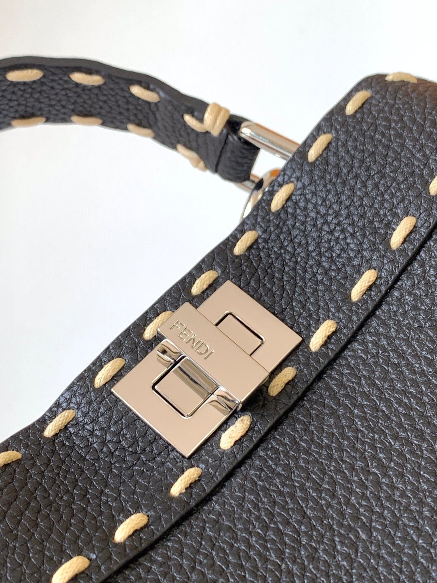 Peekaboo Mini Selleria Bag 23cm black leather shw with 220 hand-sewn stitches - Image 2