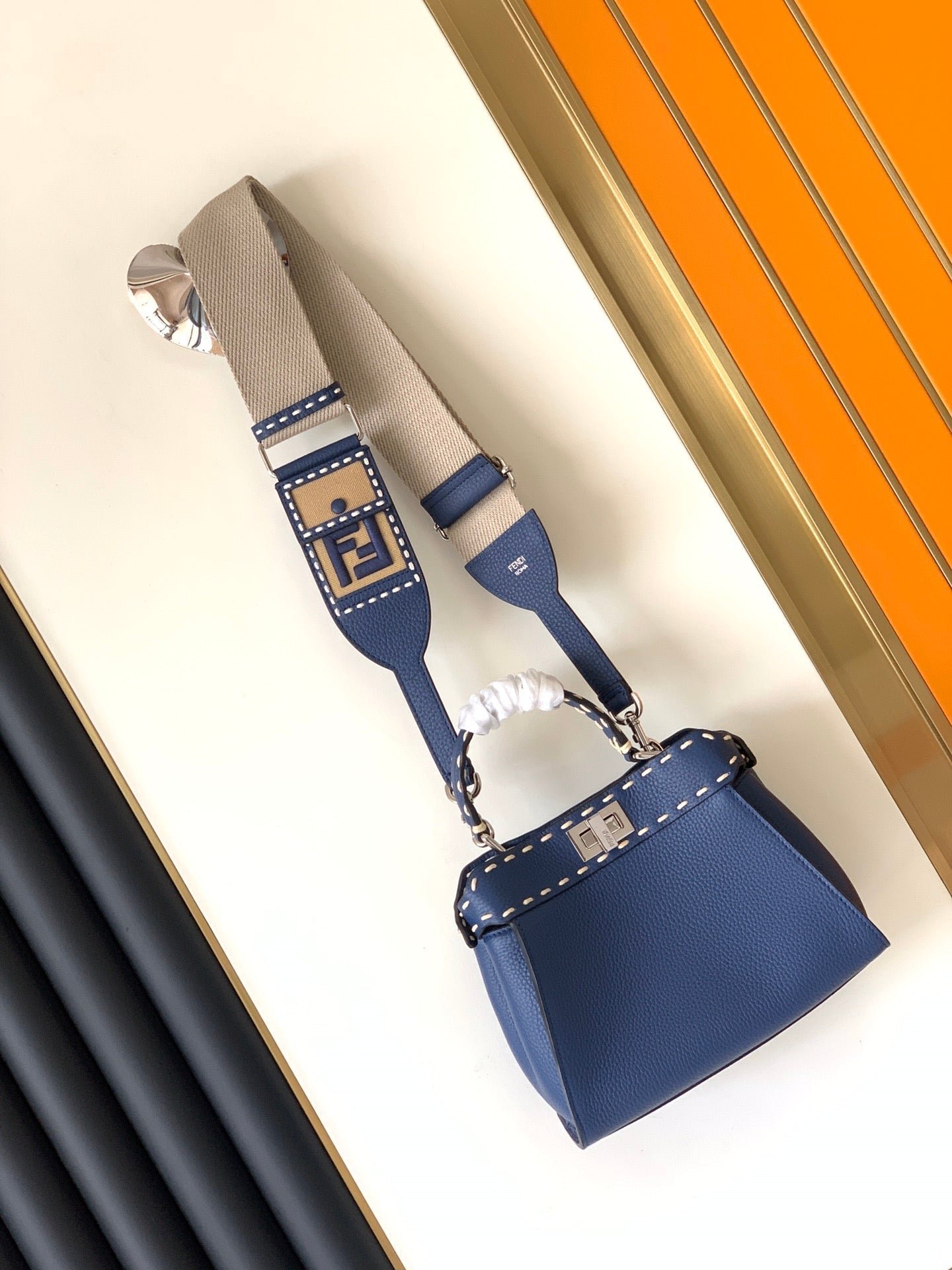 Peekaboo Mini Selleria Bag 23cm blue leather shw with 220 hand-sewn stitches - Image 9