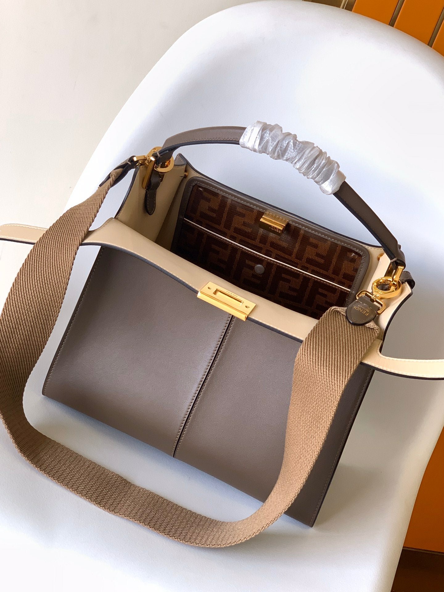 Peekaboo X-lite medium 30cm Bag brown lambskin gold hardware - Image 3