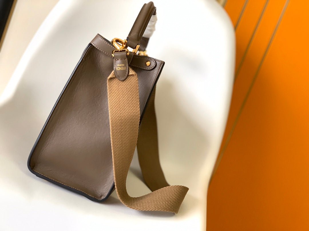 Peekaboo X-lite medium 30cm Bag brown lambskin gold hardware - Image 4