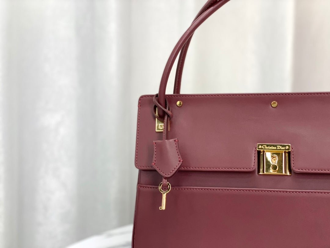 PARISIENNE 30 HANDBAG IN MULBERRY PURPLE SMOOTH CALFSKIN - Image 9