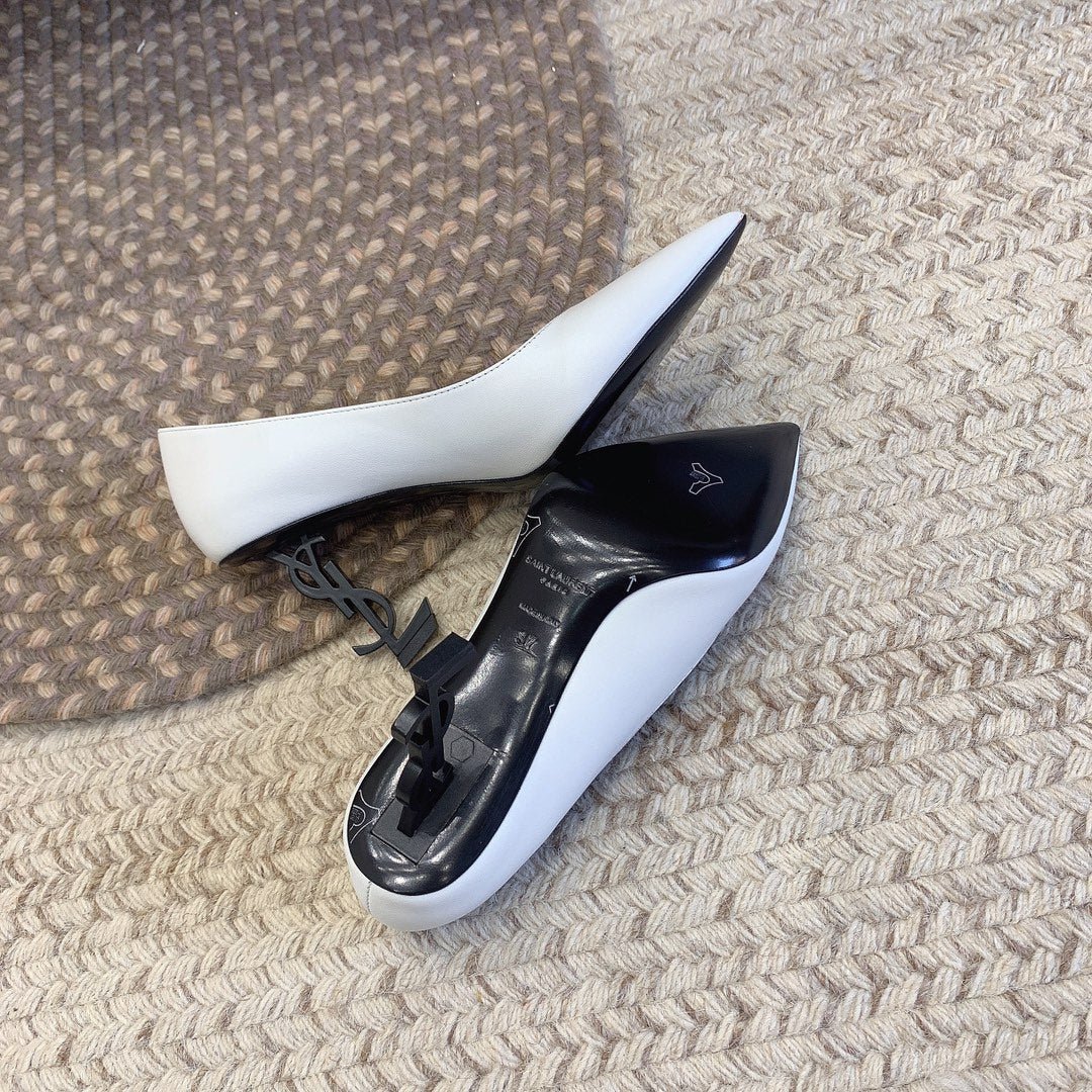 OPYUM BLACK HEEL PUMPS IN WHITE SMOOTH LAMBSKIN - Image 6