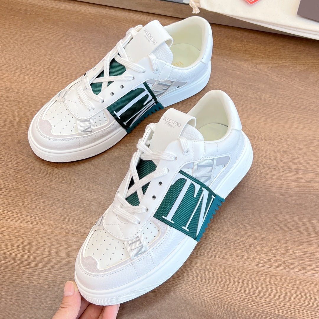 VL7N LOW-TOP WHITE CALFSKIN AND PINE GREEN FABRIC SNEAKER WITH BANDS - Image 2