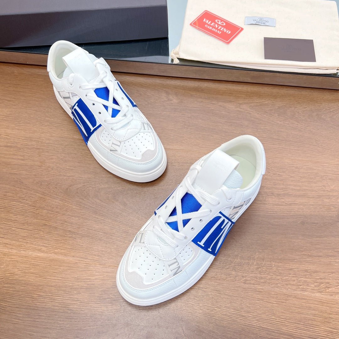 VL7N LOW-TOP WHITE CALFSKIN AND COBALT BLUE FABRIC SNEAKER WITH BANDS - Image 2