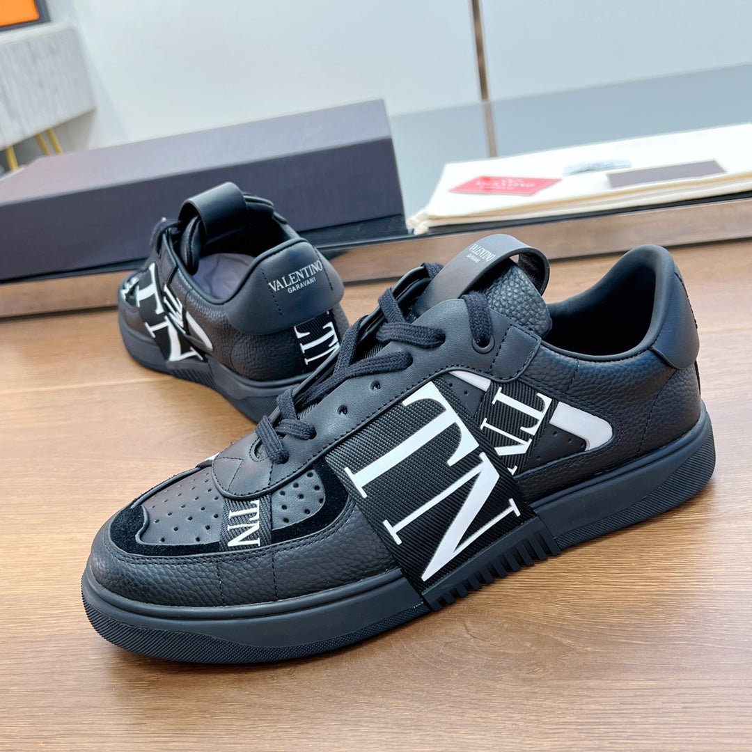 VL7N LOW-TOP BLACK CALFSKIN AND FABRIC SNEAKER WITH BANDS - Image 4