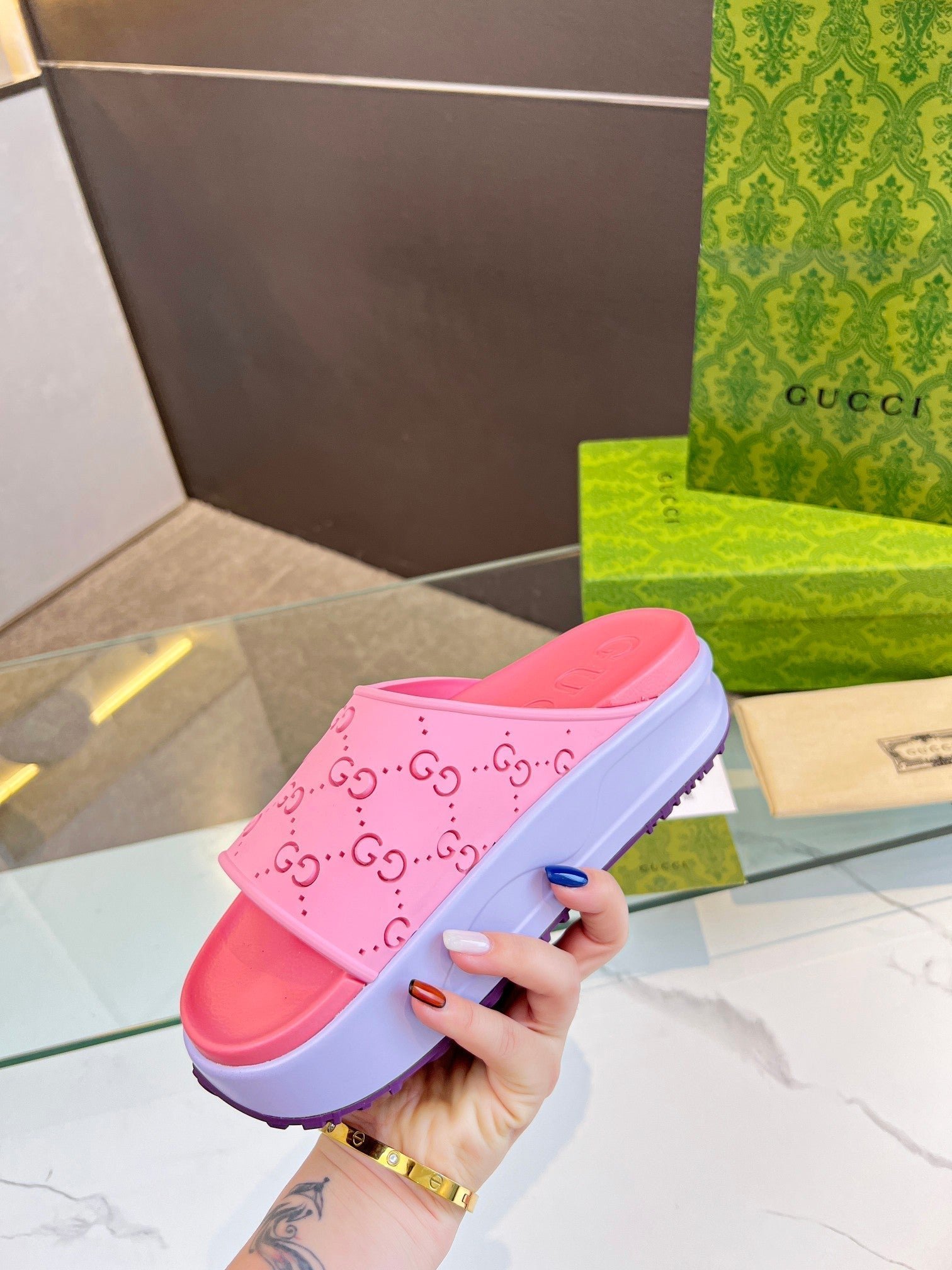 PLATFORM SANDALS IN BABY PINK MONOGRAM IMPORTED TPU - Image 6