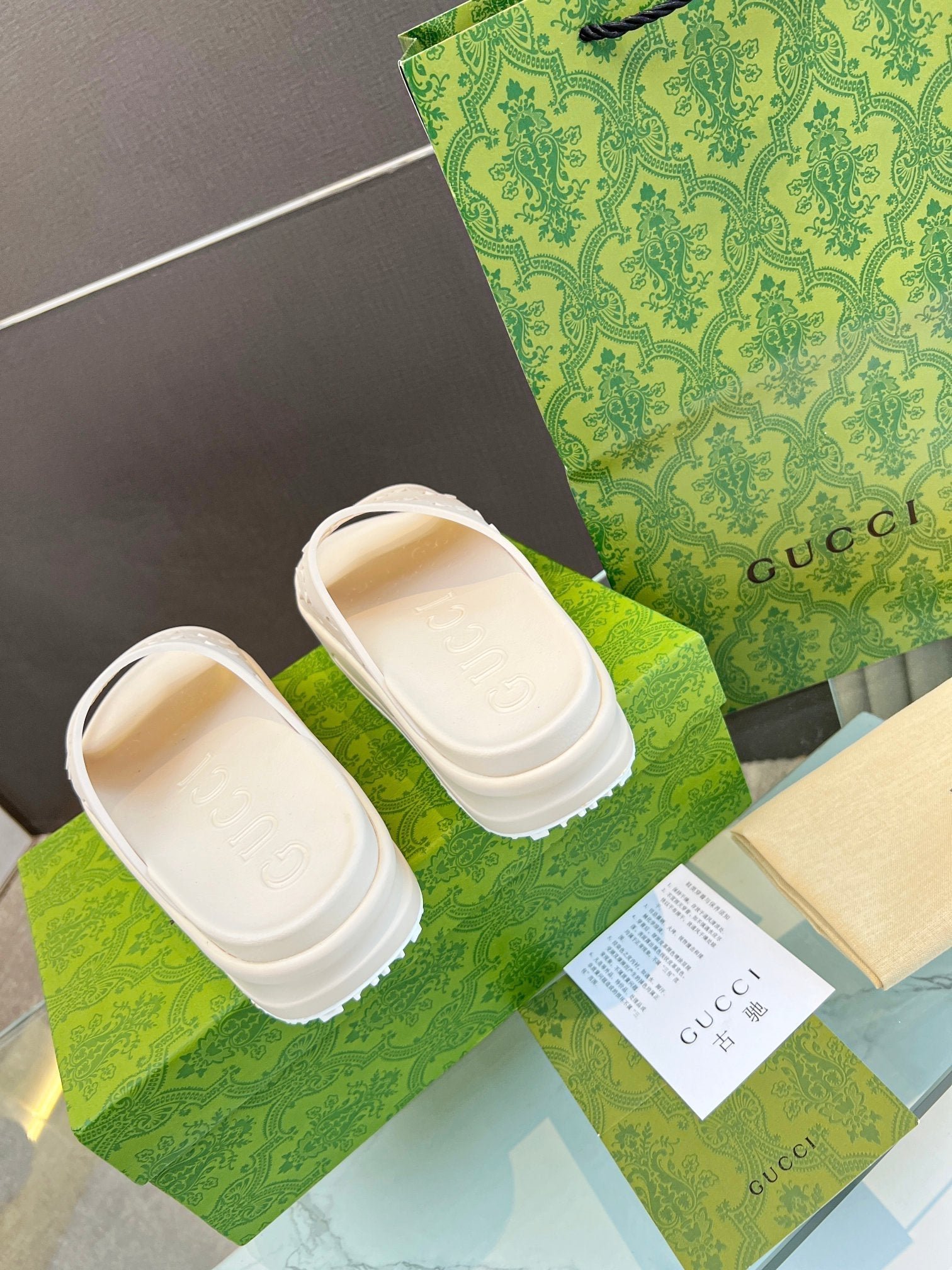 PLATFORM SANDALS IN WHITE CREAM MONOGRAM IMPORTED TPU - Image 8