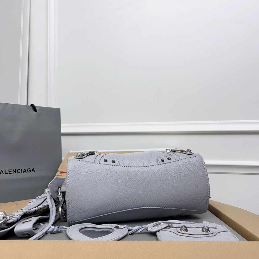 NEO CAGOLE 26 IN GREY LAMBSKIN - Image 5