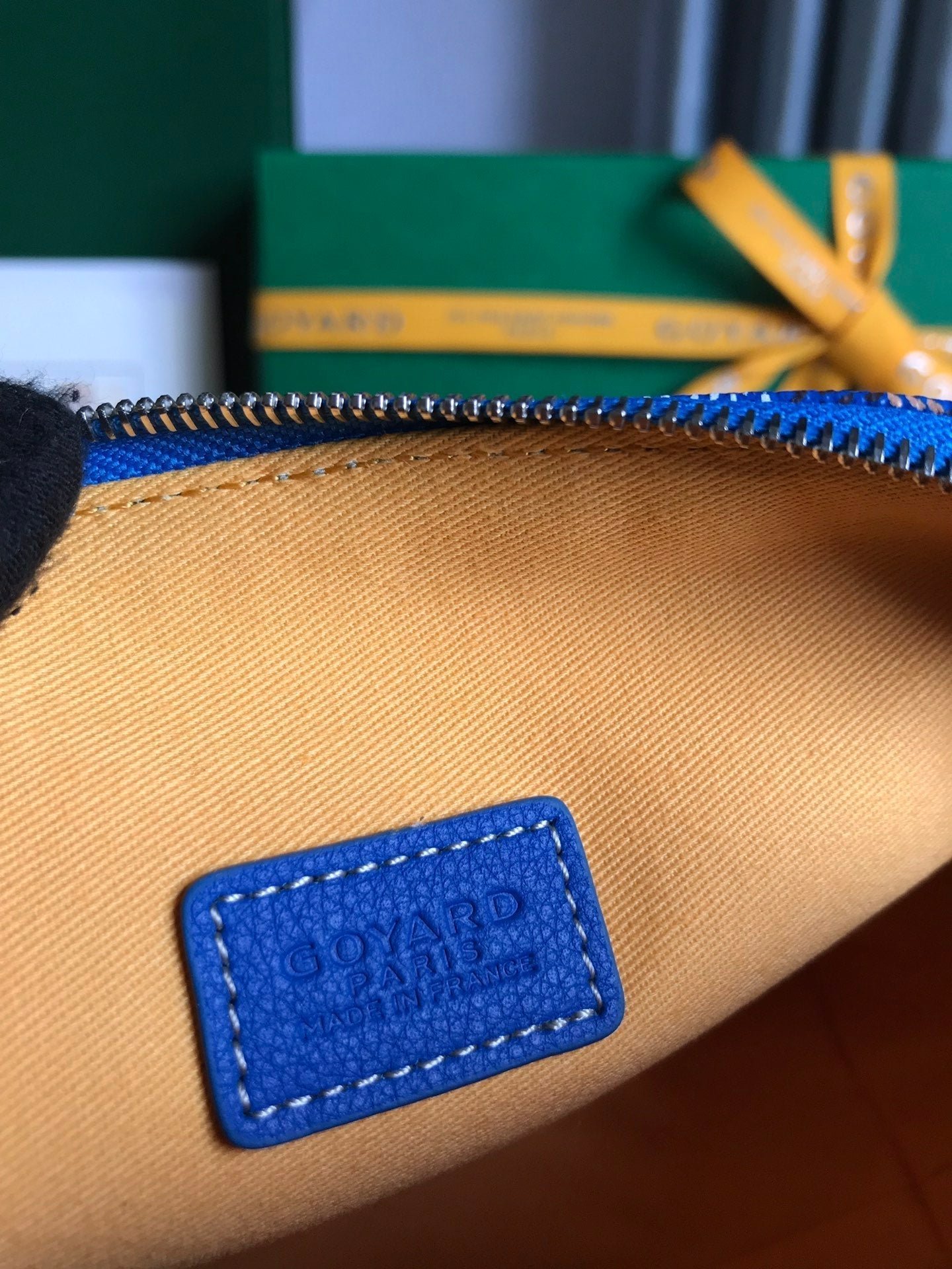 VENDÔME COSMETIC POUCH 17 IN SAPPHIRE BLUE GOYARDINE CANVAS AND CALFSKIN TRIM - Image 6