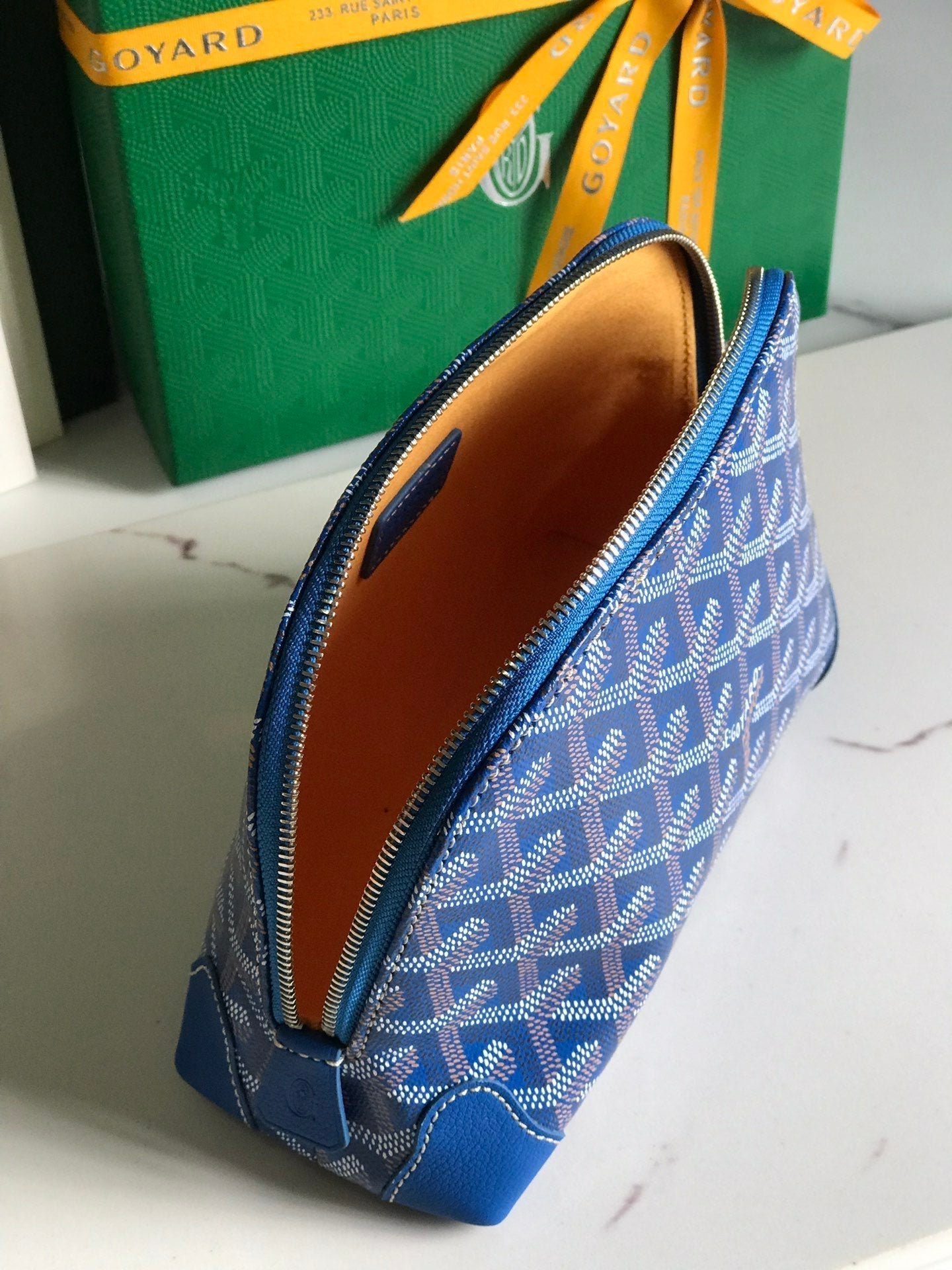 VENDÔME COSMETIC POUCH 17 IN SAPPHIRE BLUE GOYARDINE CANVAS AND CALFSKIN TRIM - Image 7