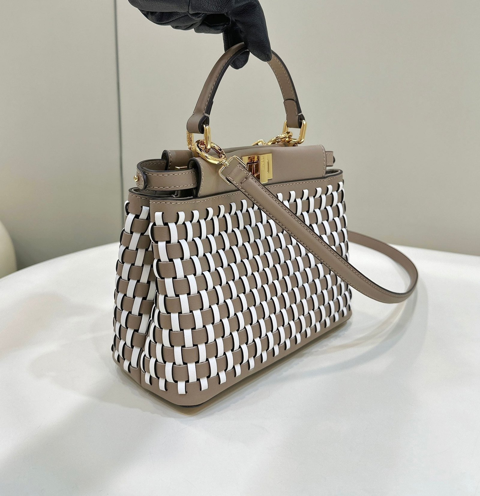 PEEKABOO 24 IN WHITE MIX BROWN INTERLACED CALFSKIN GOLD HARDWARE - Image 9