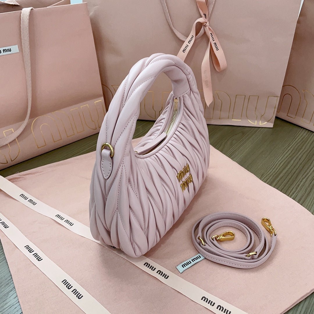 WANDER MATELASSÉ NAPPA HOBO BAG 23 IN PASTEL PINK LAMBSKIN - Image 2