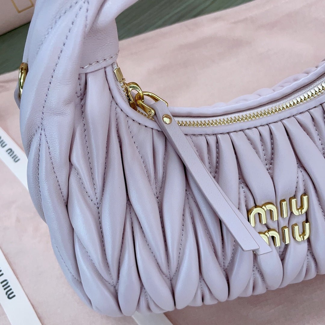 WANDER MATELASSÉ NAPPA HOBO BAG 23 IN PASTEL PINK LAMBSKIN - Image 6