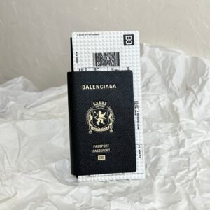 PASSPORT HOLDER 21 IN BLACK CALFSKIN