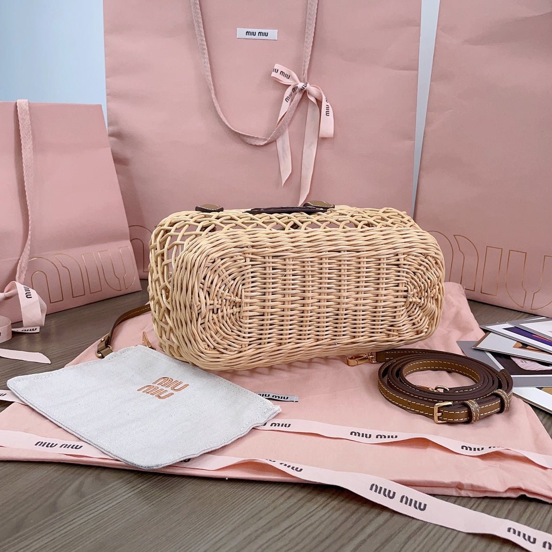 WOVEN HOLLOW BAG 24 IN BEIGE RATTAN AND BROWN CALFSKIN TRIM - Image 3