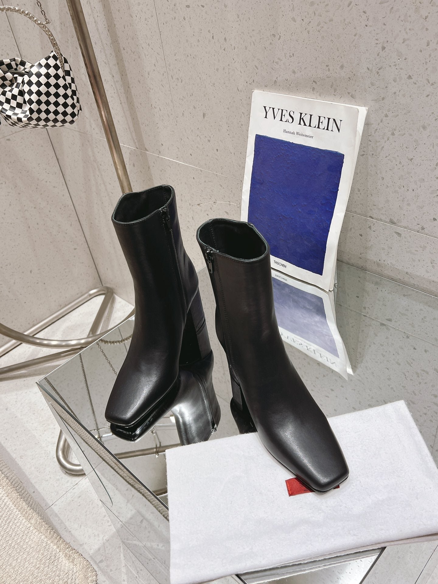VLOGO THE BOLD EDITION ANKLE BOOT IN BLACK CALFSKIN 70MM - Image 2
