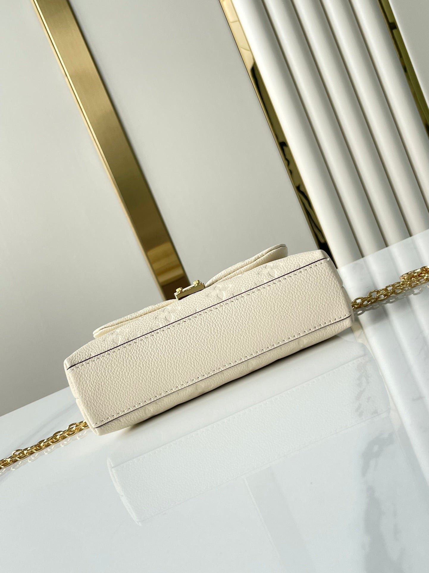 NANO MADELEINE 21 IN CREAM EMBOSSED CALFSKIN GOLD HARDWARE - Image 2