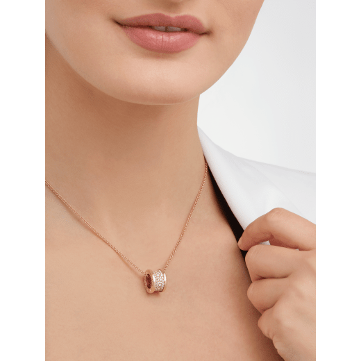 ZERO 1 PINK GOLD PENDANT NECKLACE WITH PAVED DIAMONDS - Image 4
