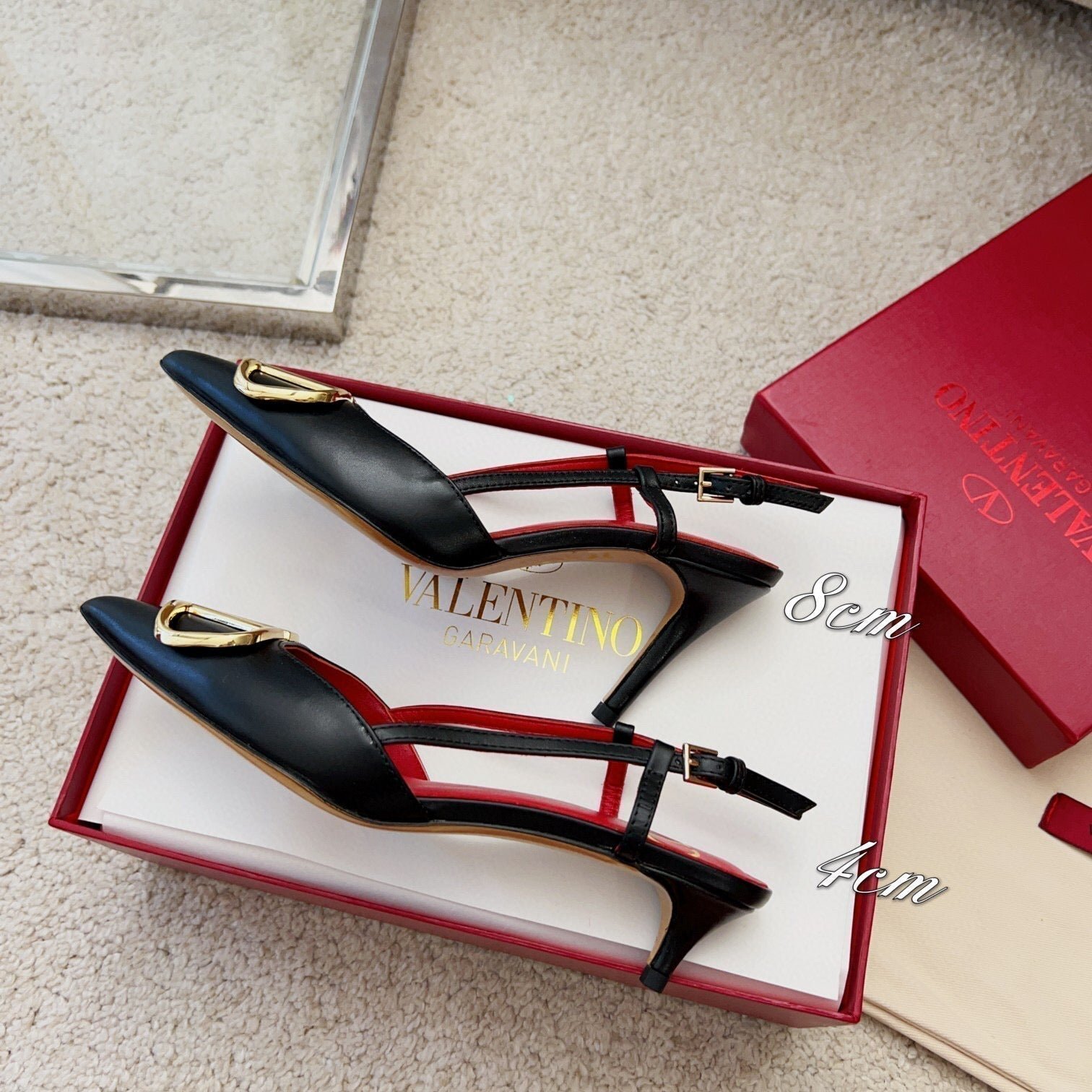 VLOGO SIGNATURE BLACK CALFSKIN SLINGBACK PUMP - Image 3