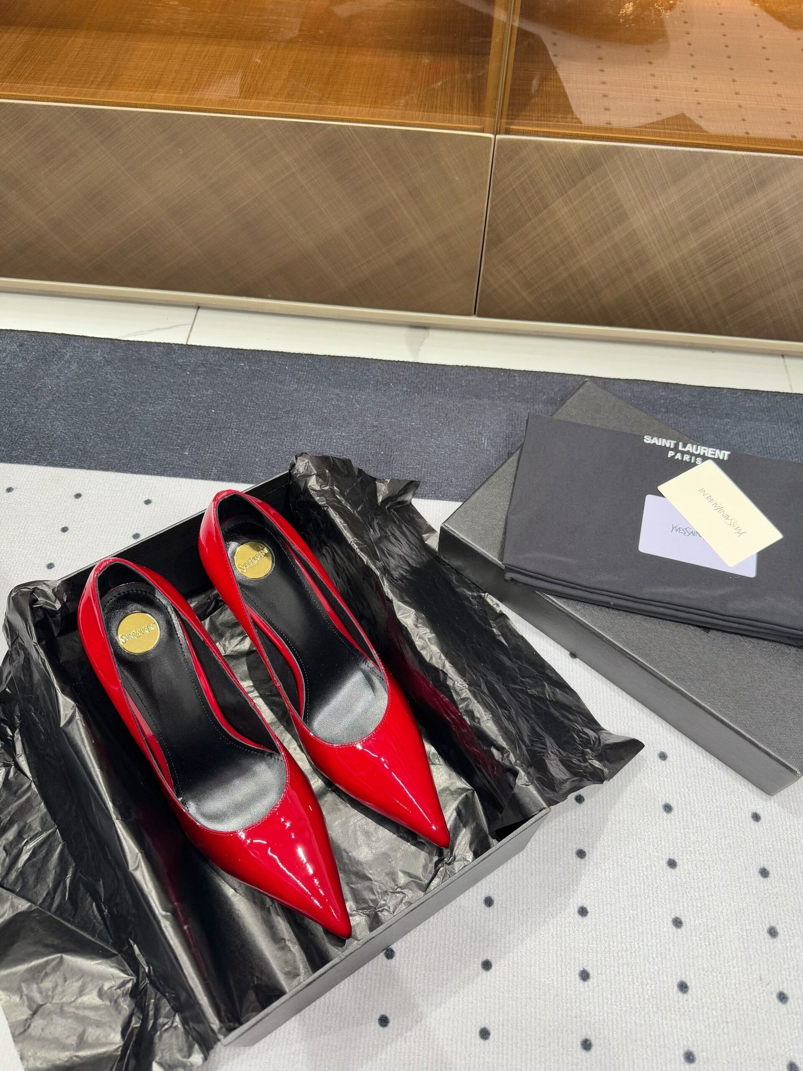 NORMA PUMPS IN RED GLOSSY SHEEPSKIN - Image 8