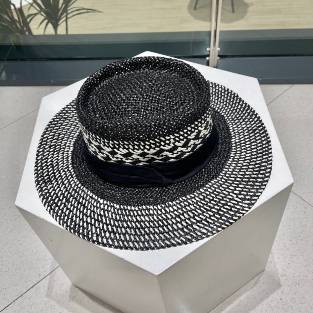 WIDE BRIM HAT MODEL 652048 IN BLACK AND WHITE WOVEN STRAW - Image 3
