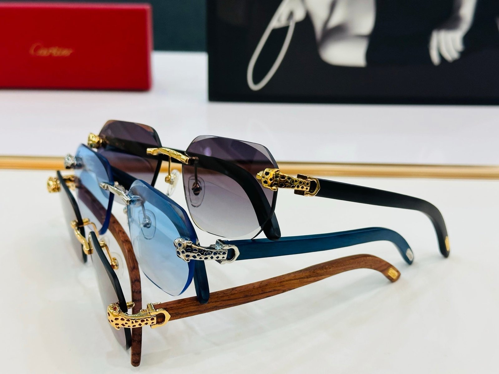 PANTHÈRE RIMLESS OVAL FRAME SUNGLASSES 543637 IN METAL - Image 8