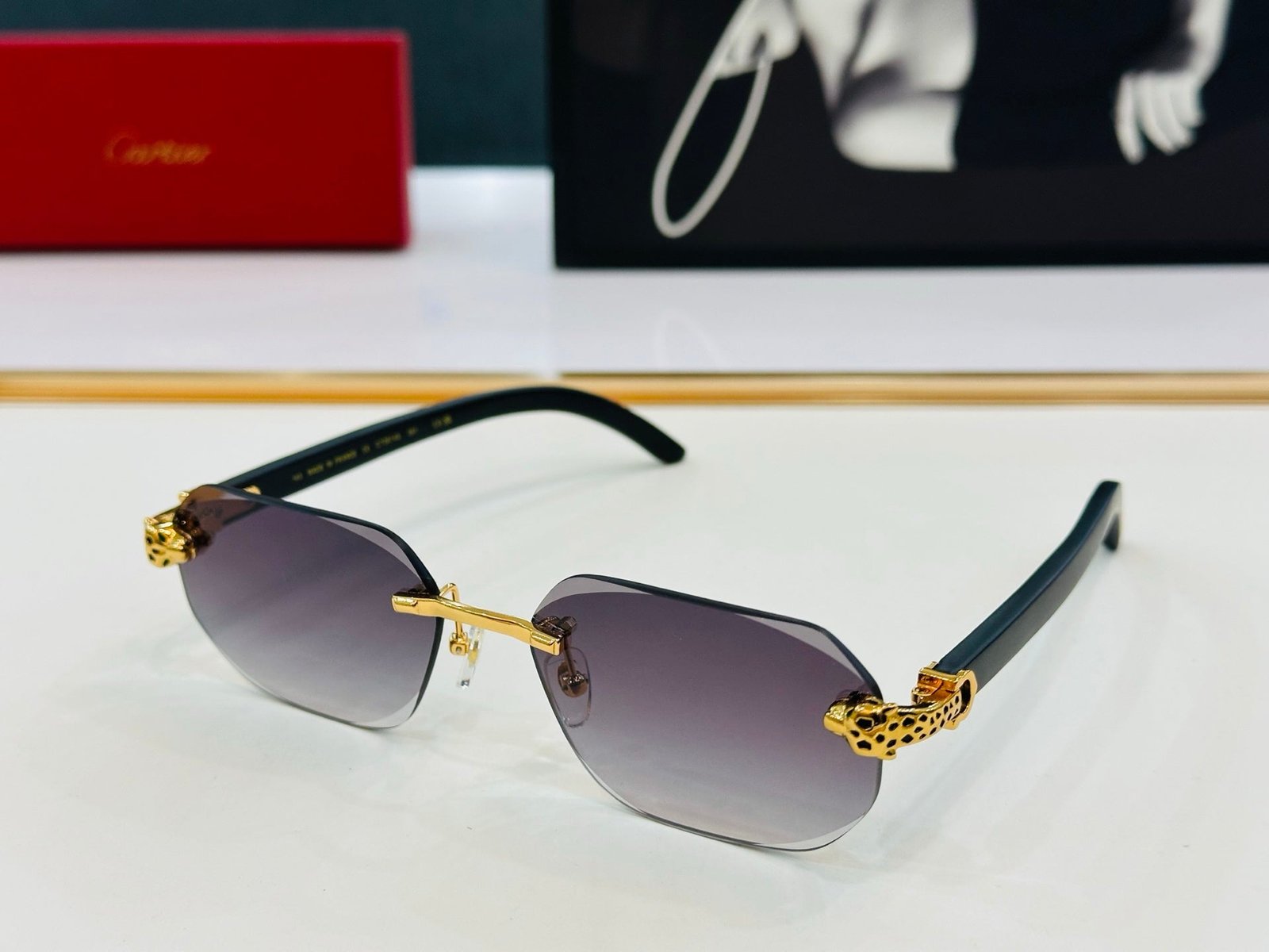 PANTHÈRE RIMLESS OVAL FRAME SUNGLASSES 543637 IN METAL - Image 5
