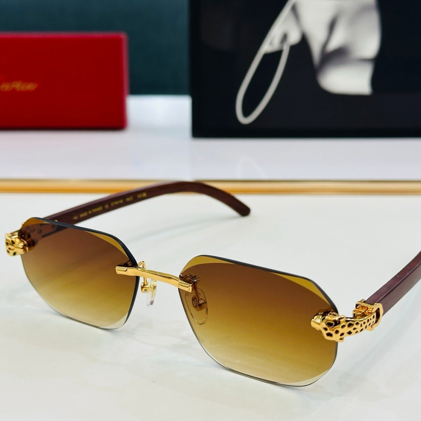 PANTHÈRE RIMLESS OVAL FRAME SUNGLASSES 543637 IN METAL - Image 2