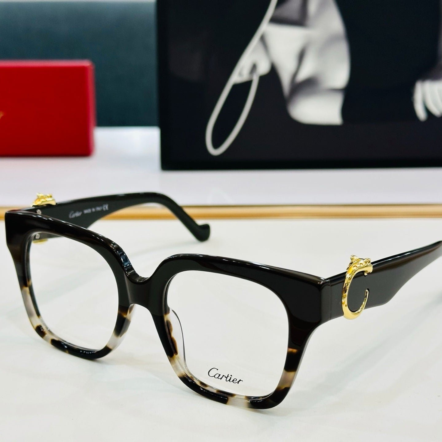 PANTHÈRE SQUARE FRAME SUNGLASSES 575855 IN ACETATE - Image 6